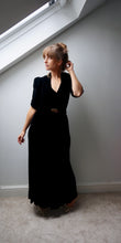Load image into Gallery viewer, Velvet dress Size 10/12
