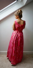 Load image into Gallery viewer, Pink vintage
