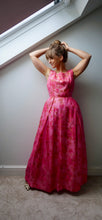Load image into Gallery viewer, Pink vintage
