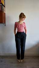 Load image into Gallery viewer, Black vintage straight cut trousers Size 8
